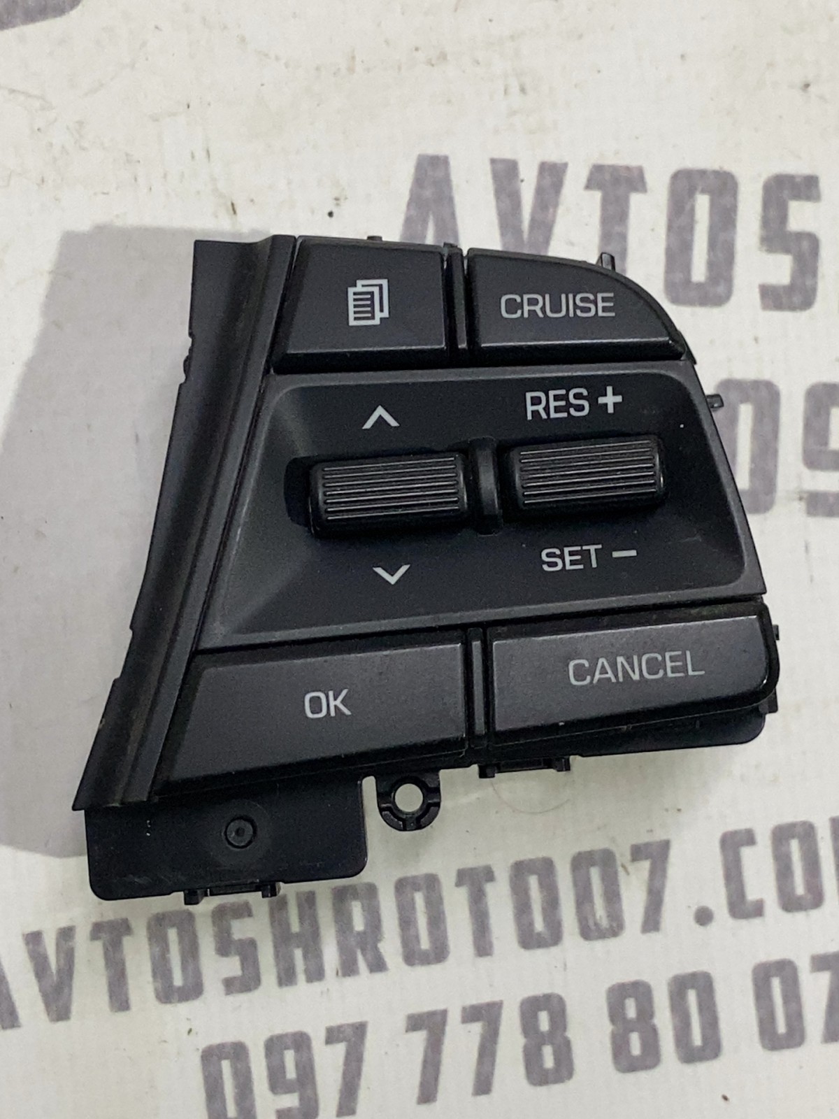 Кнопки керма Hyundai Elantra 6