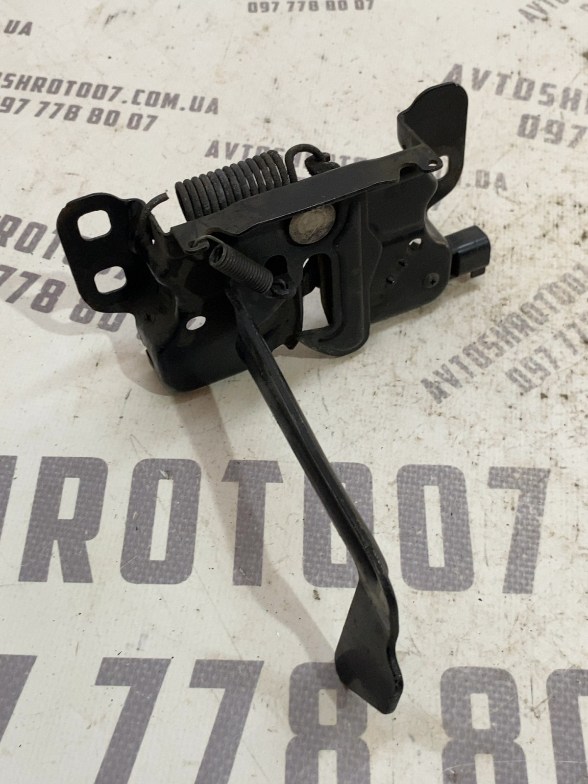 Замок капота Jeep Compass MP 68079690AA