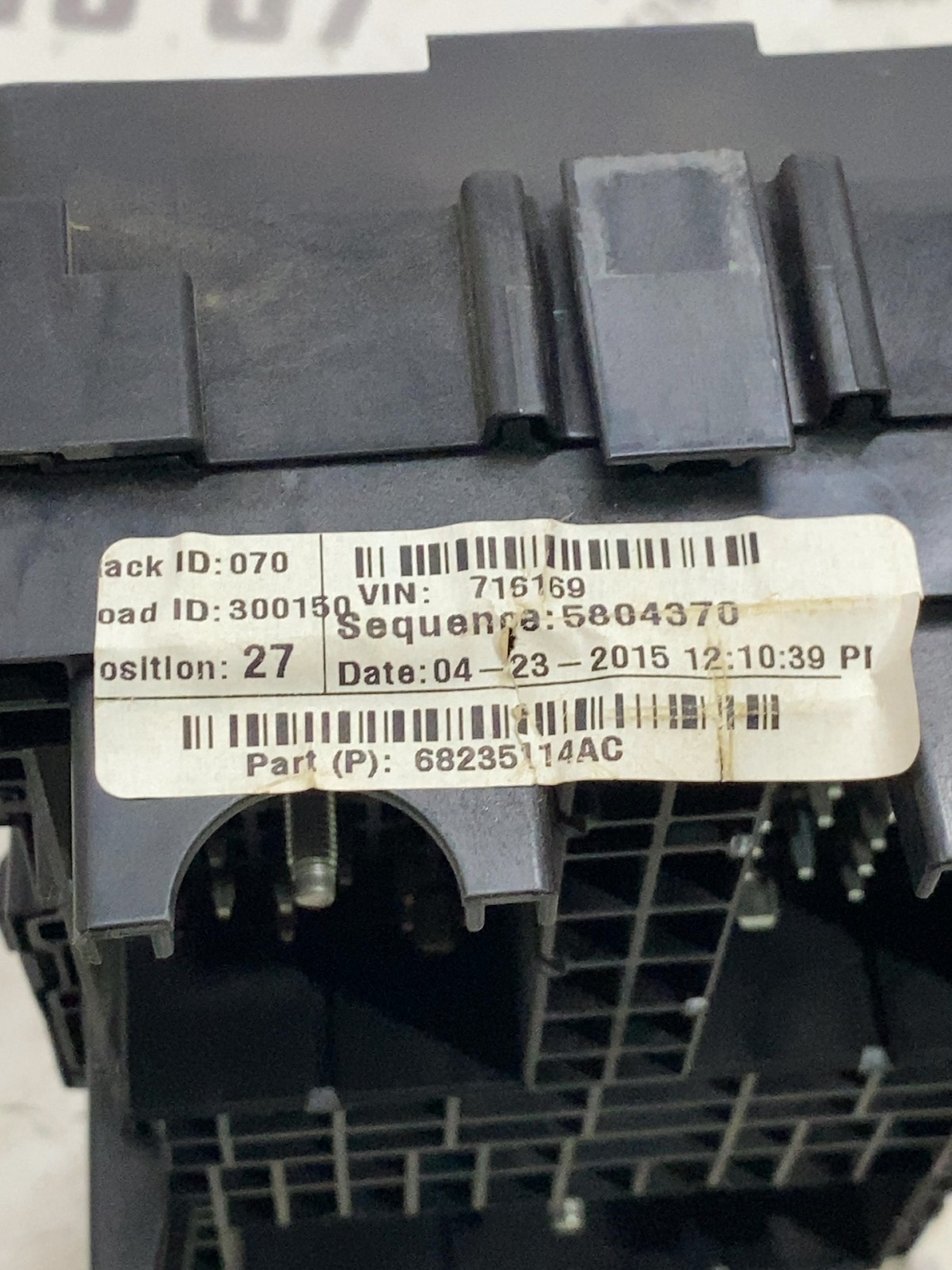 Блок запобіжників Jeep Cherokee KL (13-23) 68235114AC