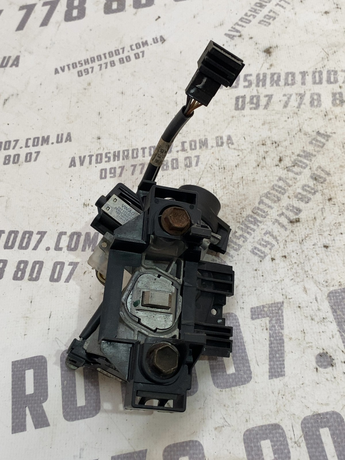 Замок запалювання Volkswagen Jetta 6 1K0905851B