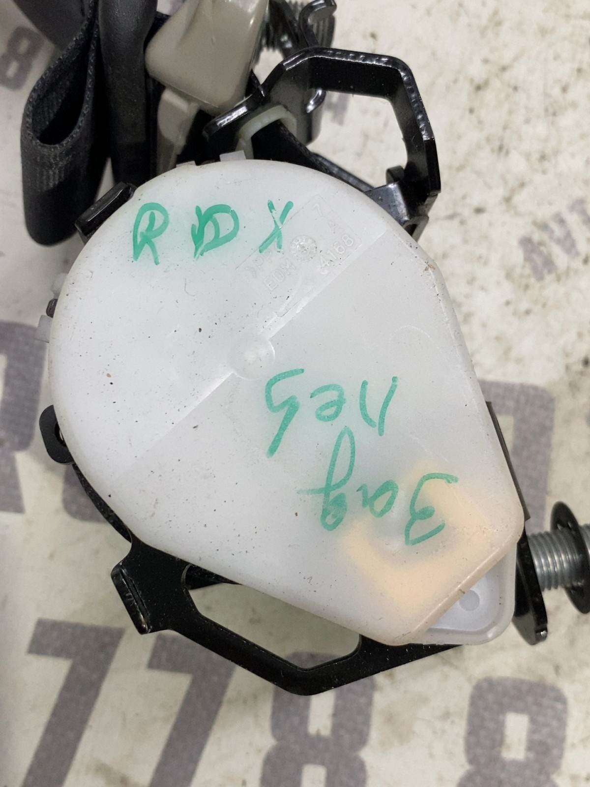 Ремінь безпеки Acura RDX 2 задній лівий OEM 6292986eeb