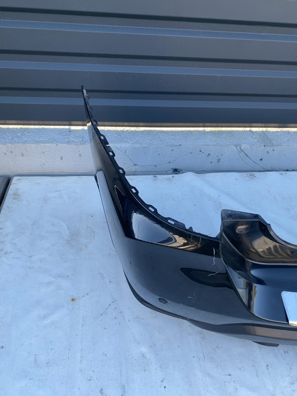 Бампер задній Nissan Rogue T32 OEM 850226FL0H