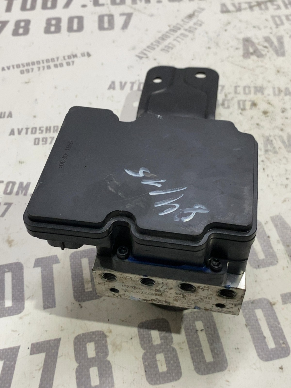 Блок управління АБС Hyundai Elantra 6 OE F258930500