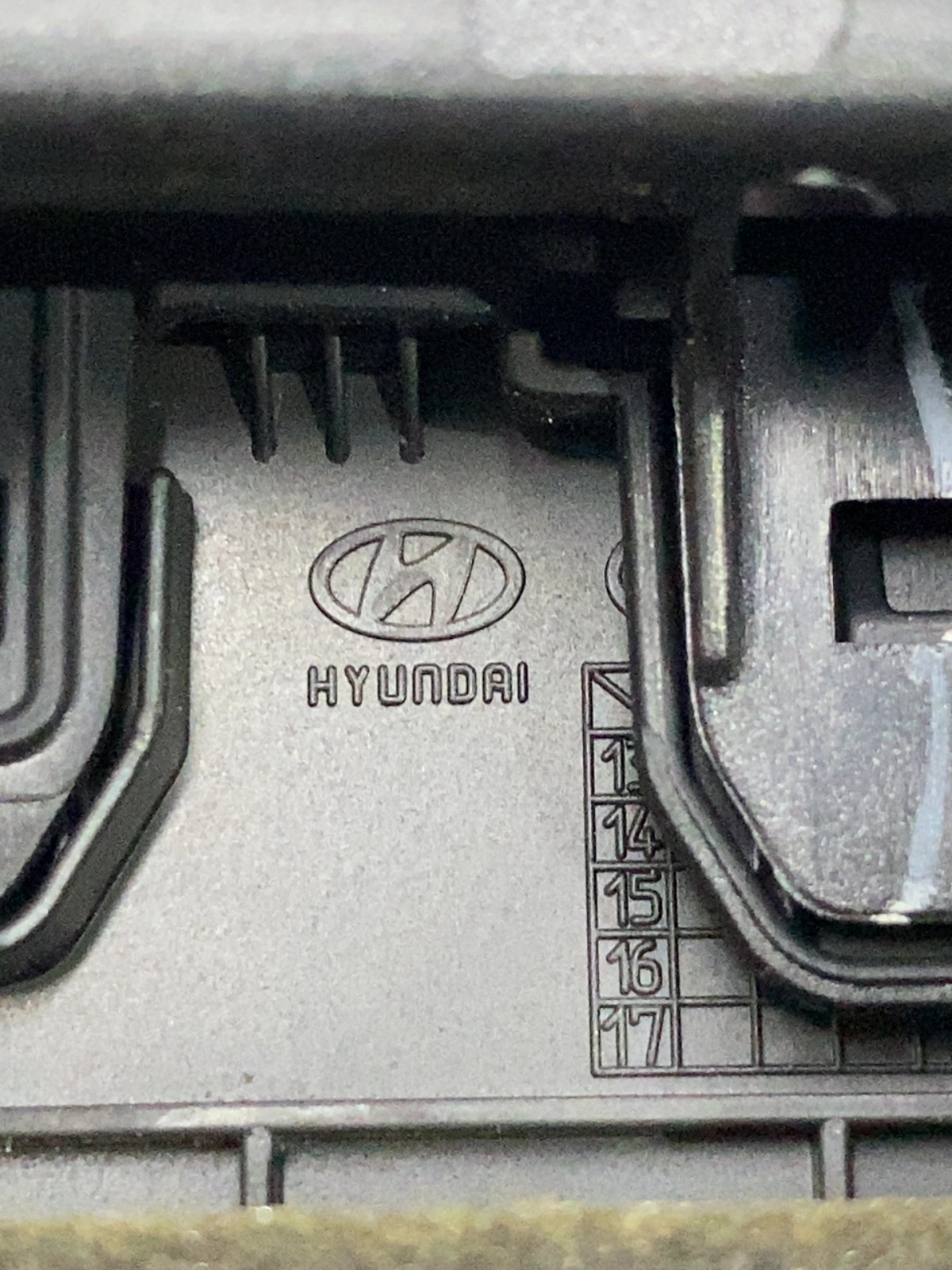 Дефлектор обдуву Салона Hyundai Sonata 7 LF OE 97490C2000