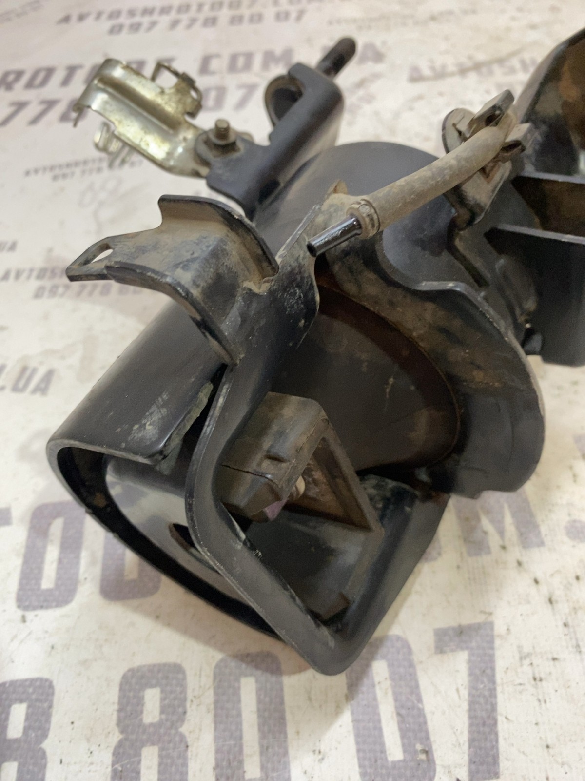Подушка двигуна Toyota RAV4 5 K6090106