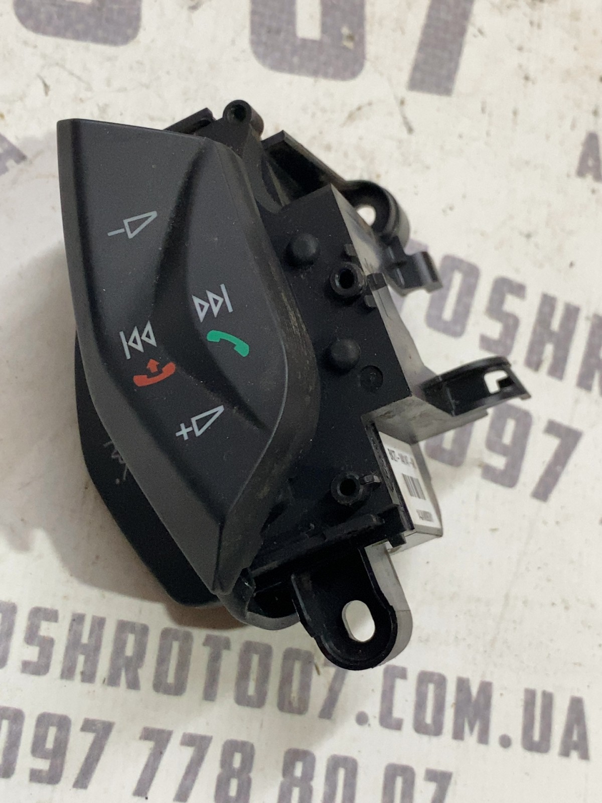 Кнопки керма Ford Escape 3 BK2T14K147AB