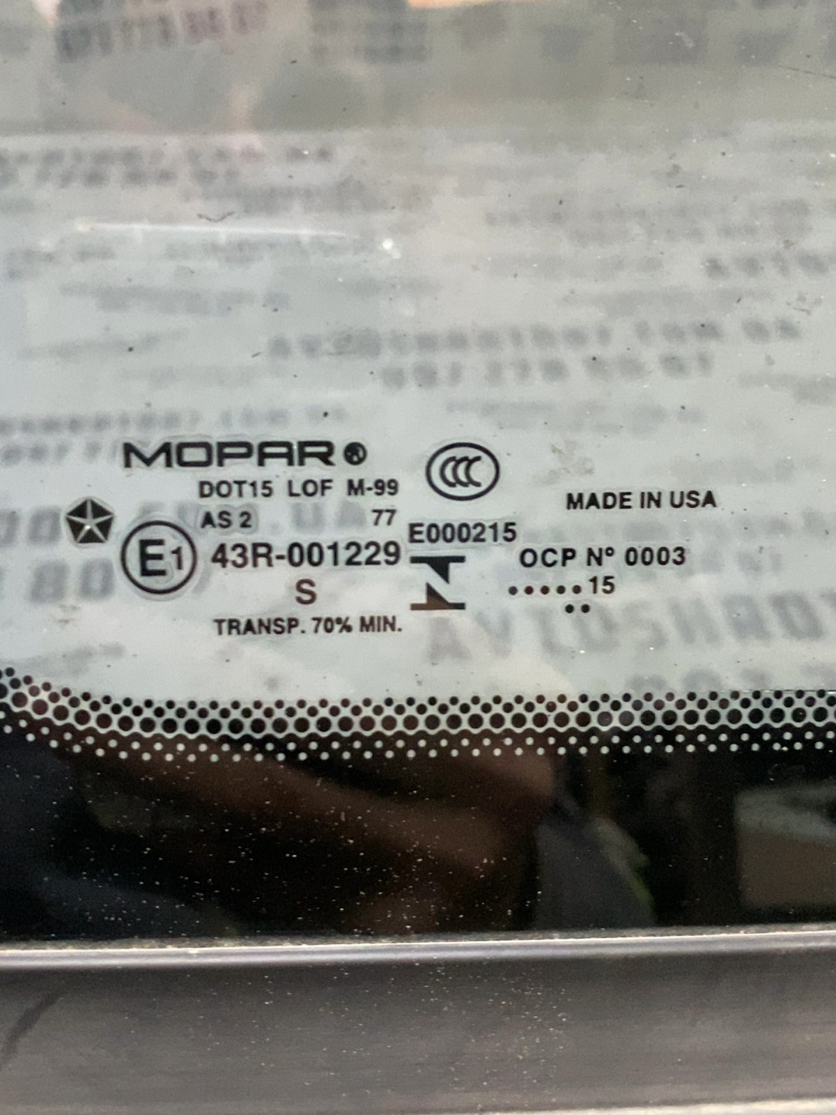 Кузовне скло Jeep Cherokee KL OE 68155804AD