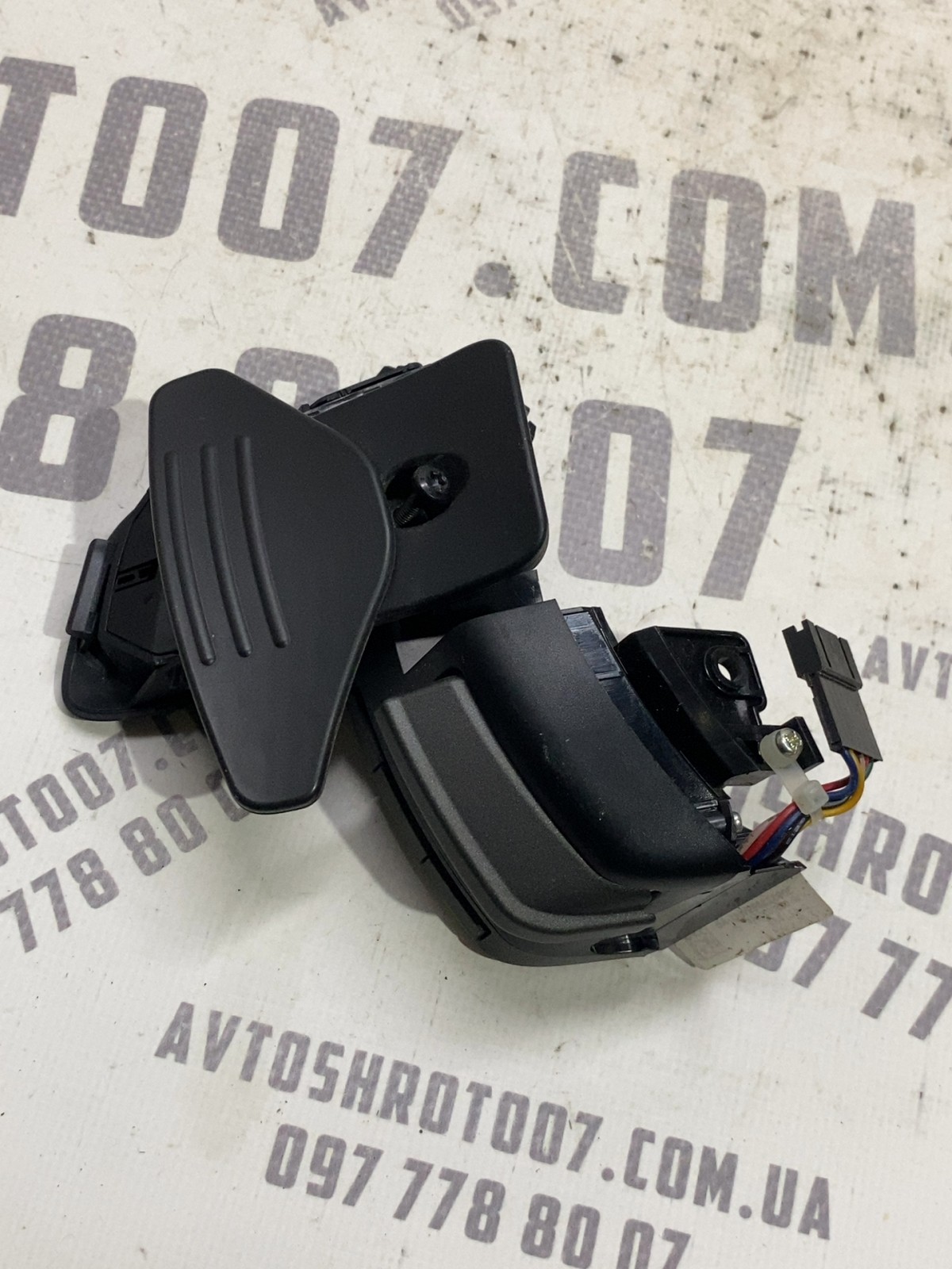 Кнопки керма Range Rover Evoque 1 OEM GJ3M3F563KA
