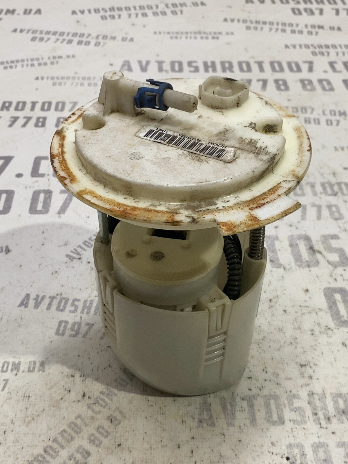 Паливний насос Jeep Patriot MK OEM 05147015AA