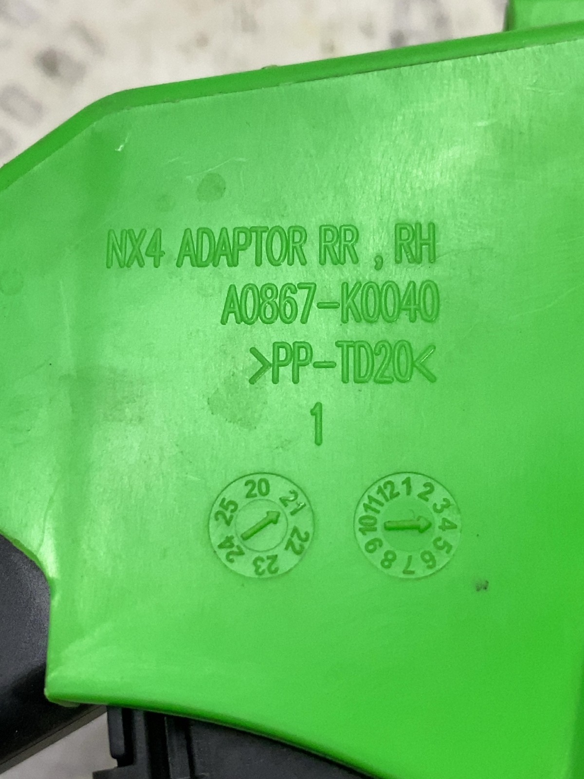 Замок дверей Hyundai Tucson 4 OE 81420N7000