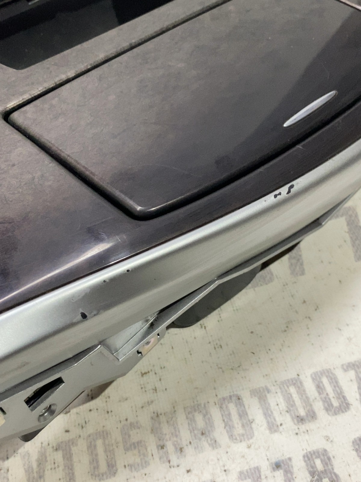 Консоль центральна Infiniti QX60 OEM 969413JA0A