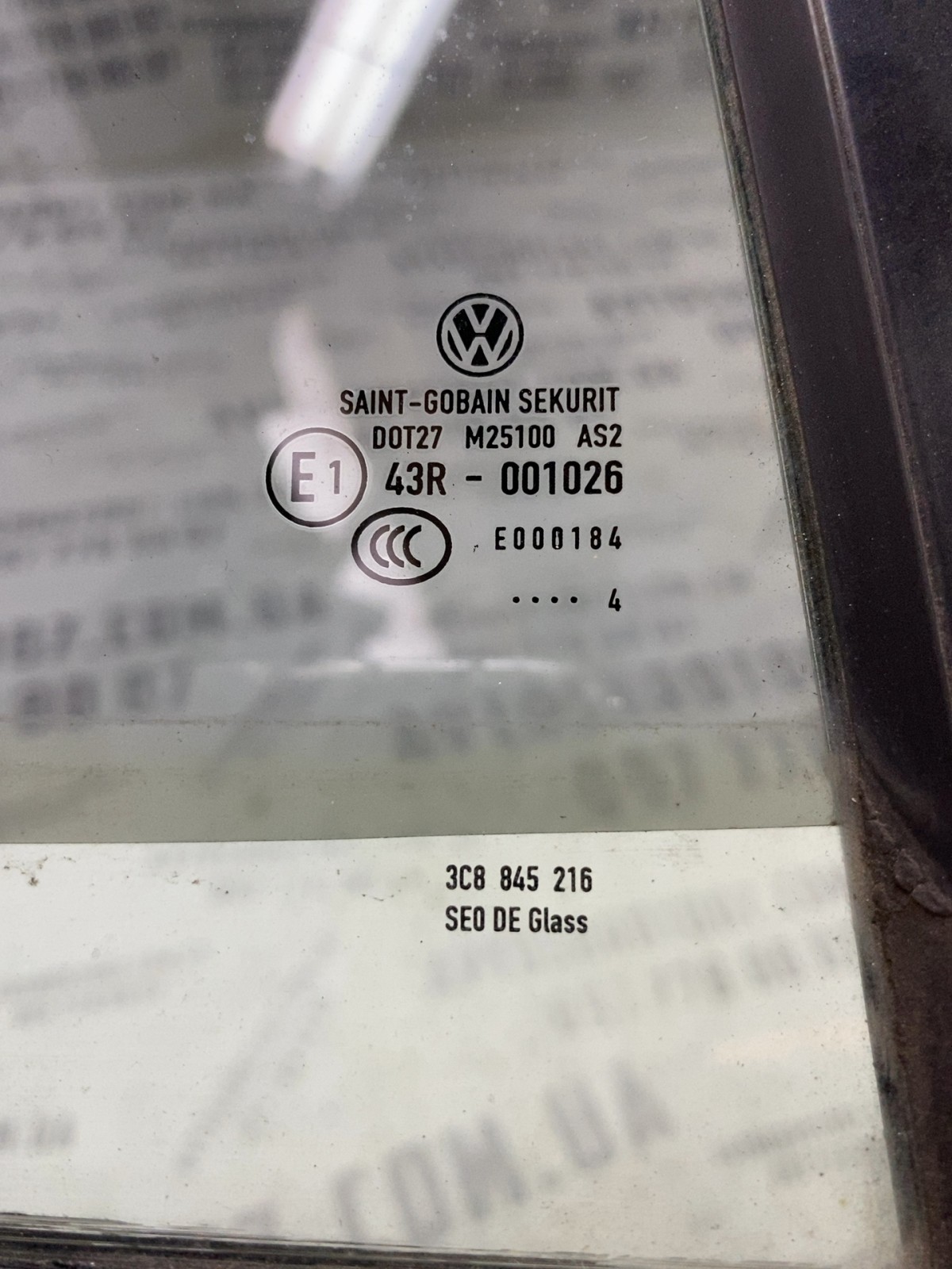 Кузовне скло Volkswagen Passat CC 35 OE 3C8839614