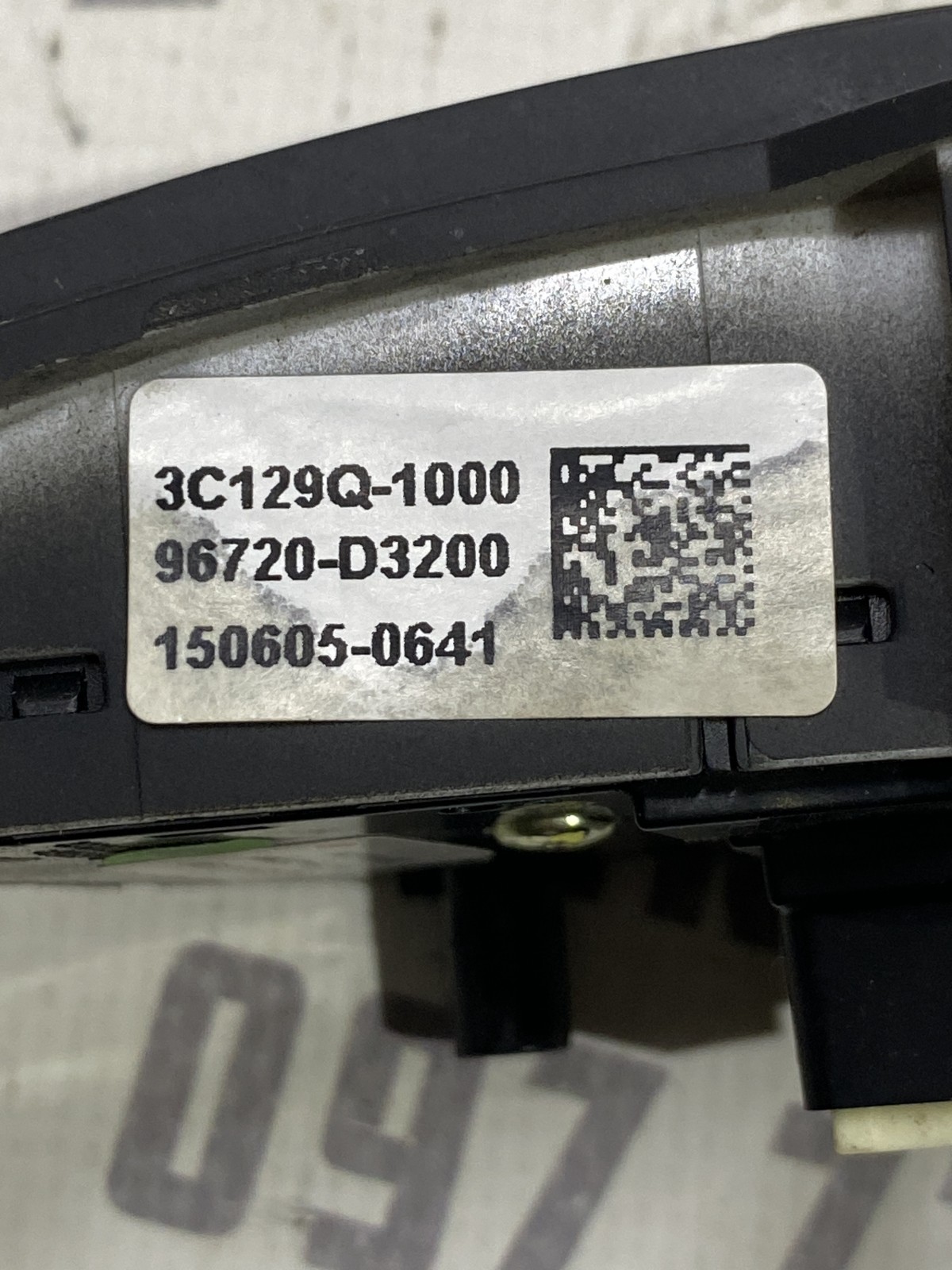 Кнопки керма Hyundai Tucson 3 TL 96720D3200