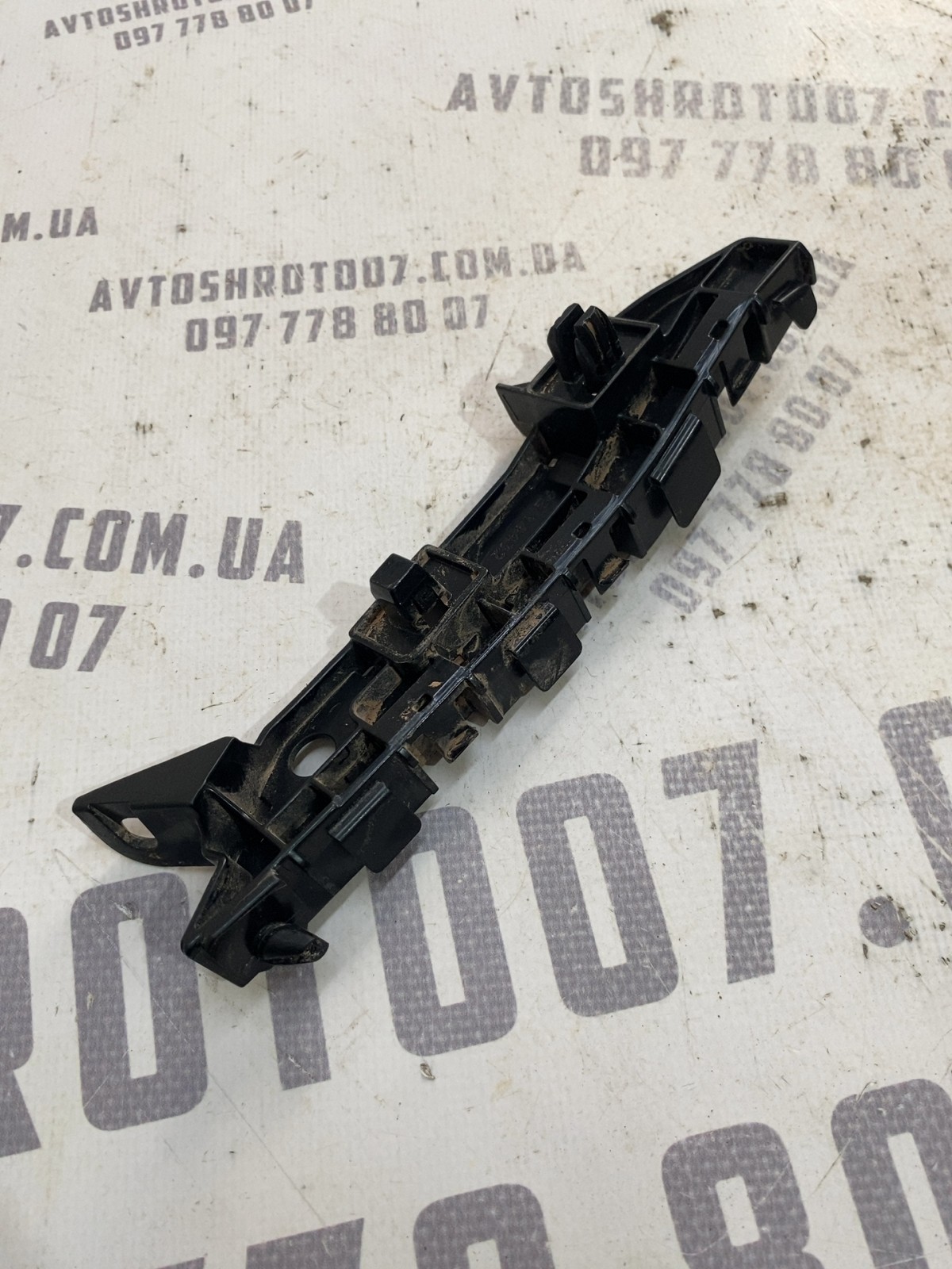 Кронштейн бампера пер. правий Acura RDX 2 (12-18) F214432
