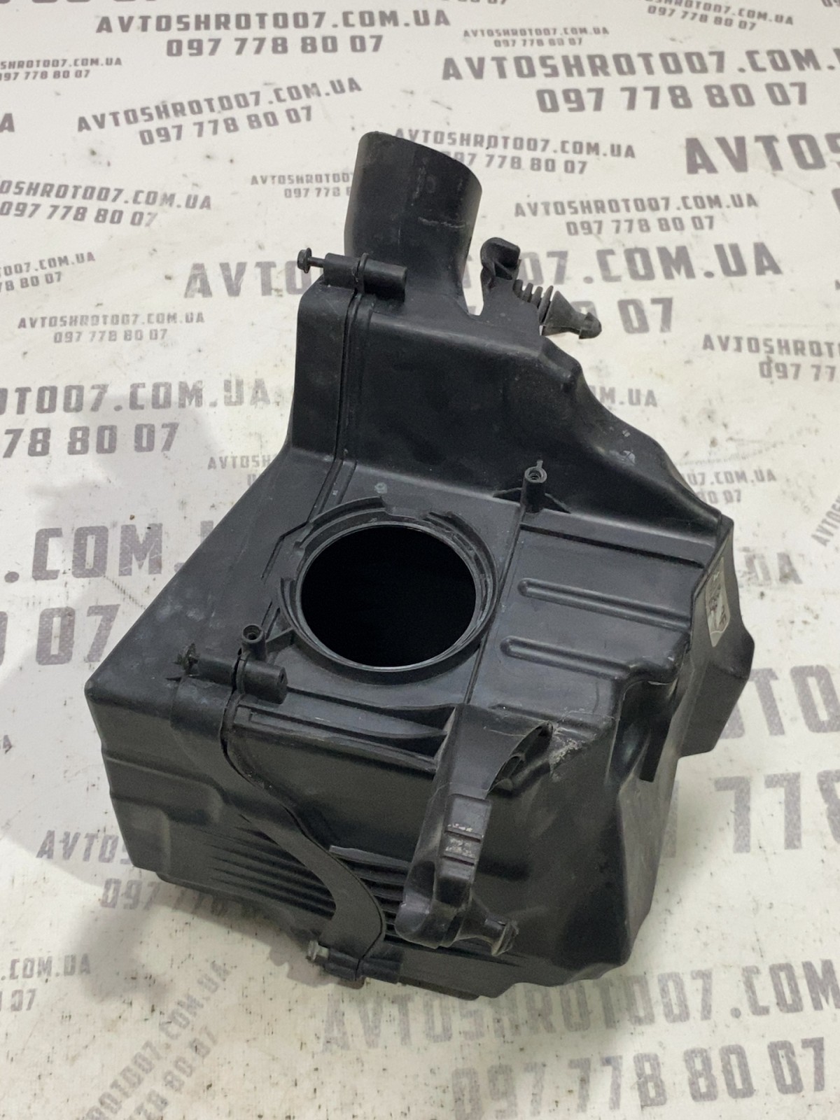 Корпус фільтра Ford Escape 3 (12-19) S9E0B1093733S01
