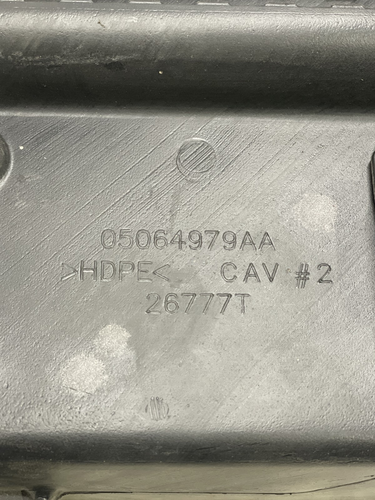 Сабвуфер Jeep Patriot MK (07-17) 05064979AA