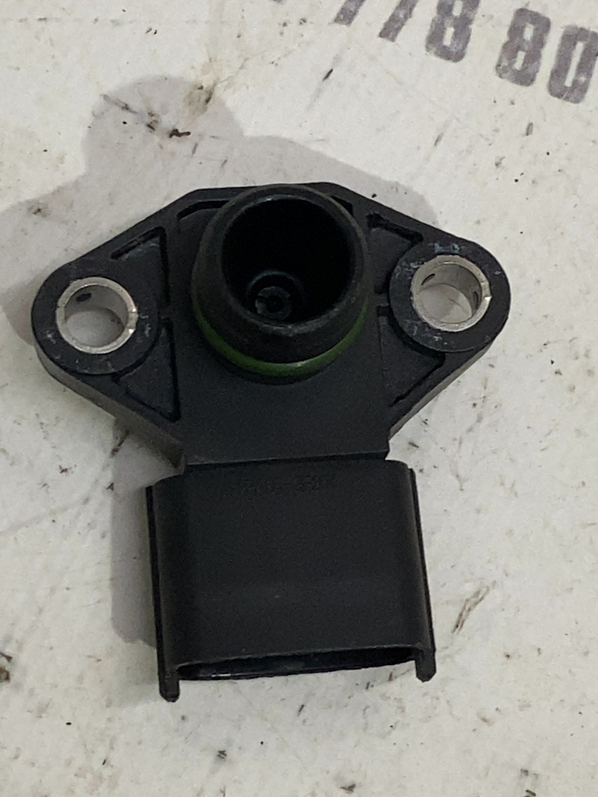 Датчик тиску Hyundai Tucson 3 TL (15-21) OEM 393002B050
