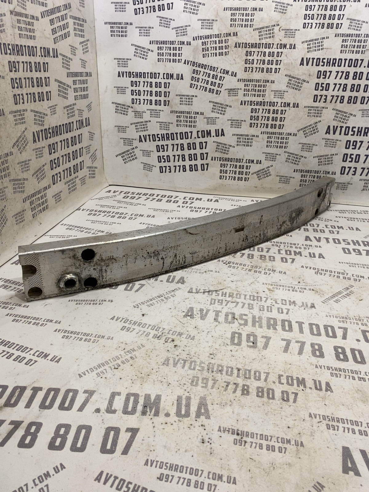 Підсилювач бампера передній Infiniti QX60 (13-21) 233130206