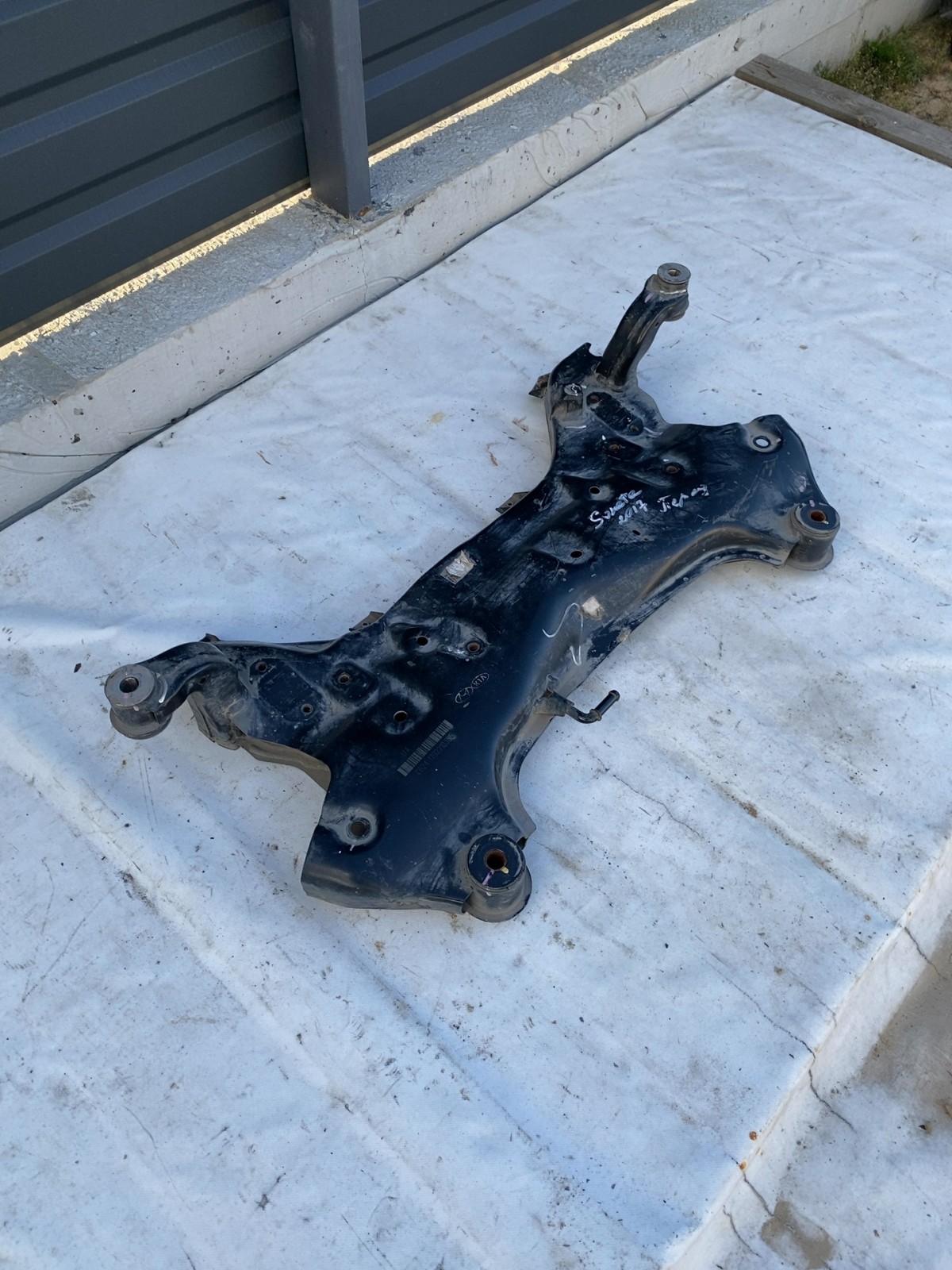 Підрамник передній Hyundai Sonata 7 LF 1702210385