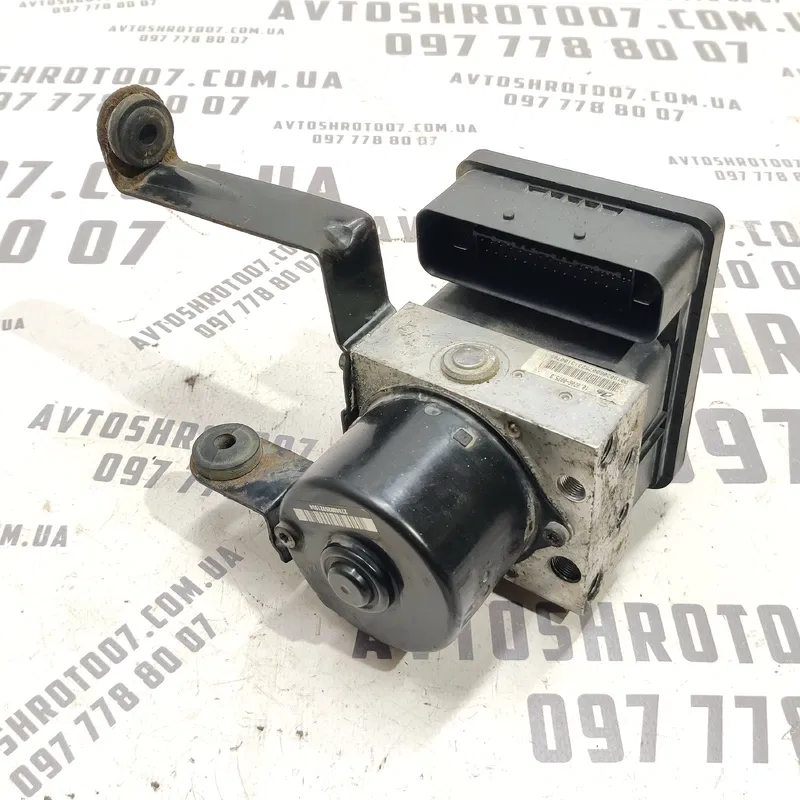 Блок АБС Volvo V50 (04-12) 2.0D передній лівий OEM 30736589a