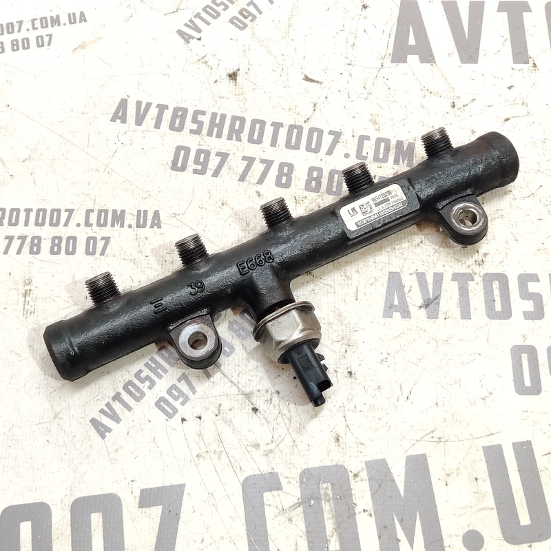 Паливна рейка Volvo V50 (04-12) 2.0 Diesel OEM 9654726280