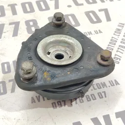 Опора аморт. Volvo V50 (04-12) 2.0D перед.ліва OEM bv613k155