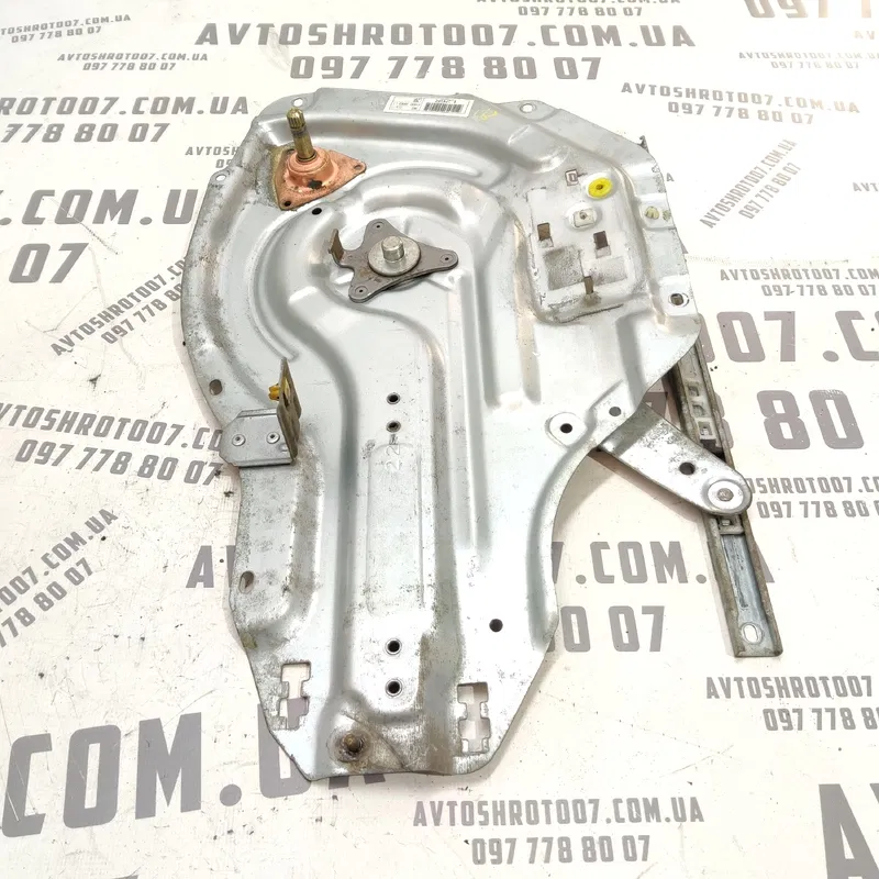 Склопідіймач Hyundai Elantra 3 00-06 1.6 зад.пр. 834802d062