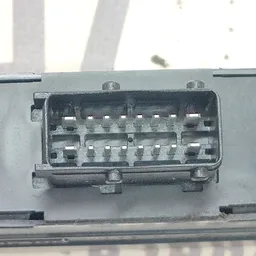 Блок керування Volvo V50 (04-12) 2.0D лів. зад. OEM 8621154 фото 3