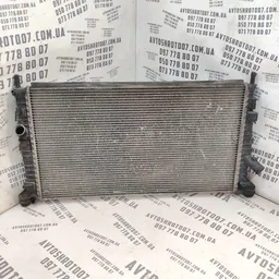 Радіатор Volvo V50 (04-12) 2.0 Diesel перед OEM 3m5h8005ti
