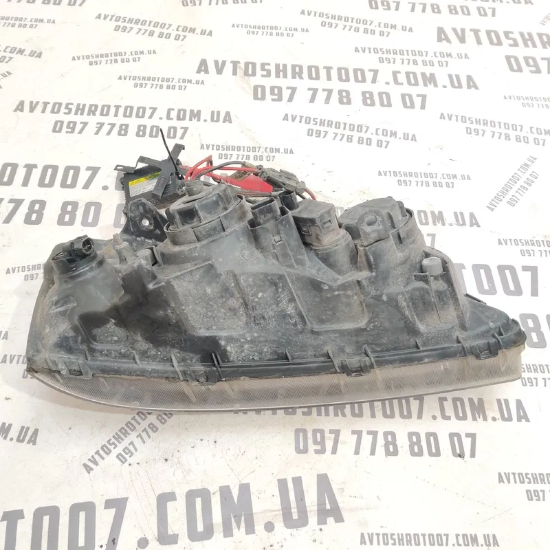 Фара Hyundai Elantra 3 00-06 1.6 Бензин ліва OEM 921012dxxx