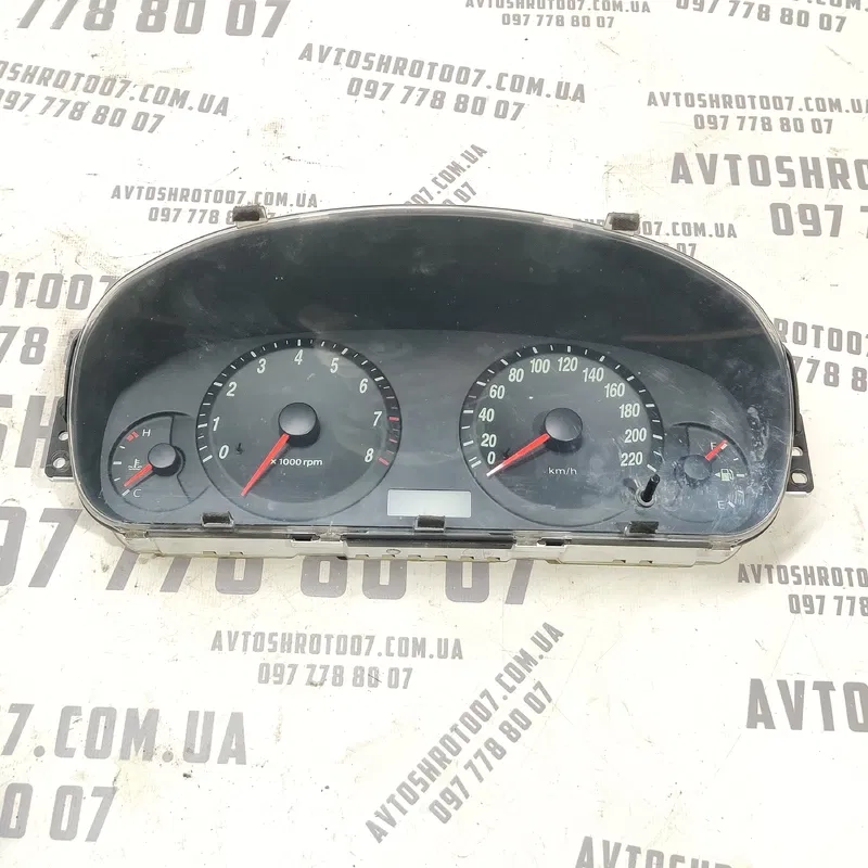 Панель приладів Hyundai Elantra 3 (00-06) 1.6 OEM 940062d201