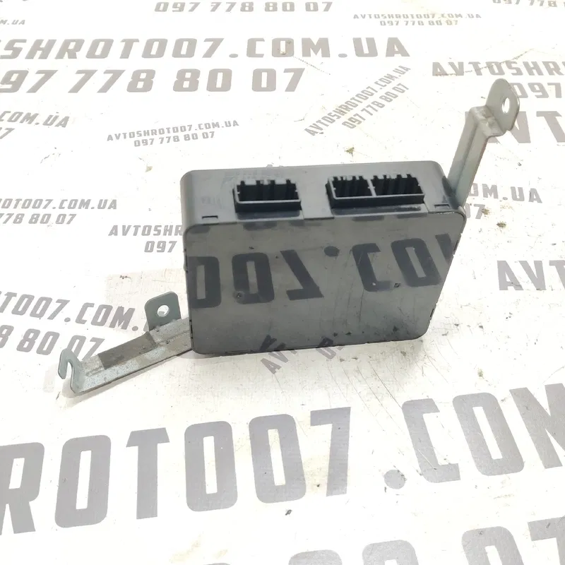 Блок комфорту Hyundai Elantra 3 (00-06) 1.6 OEM 954002d010