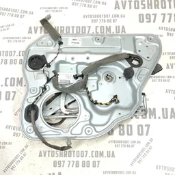 Склопідіймач Volvo V50 04-12 2.0D задній правий OEM 8679083