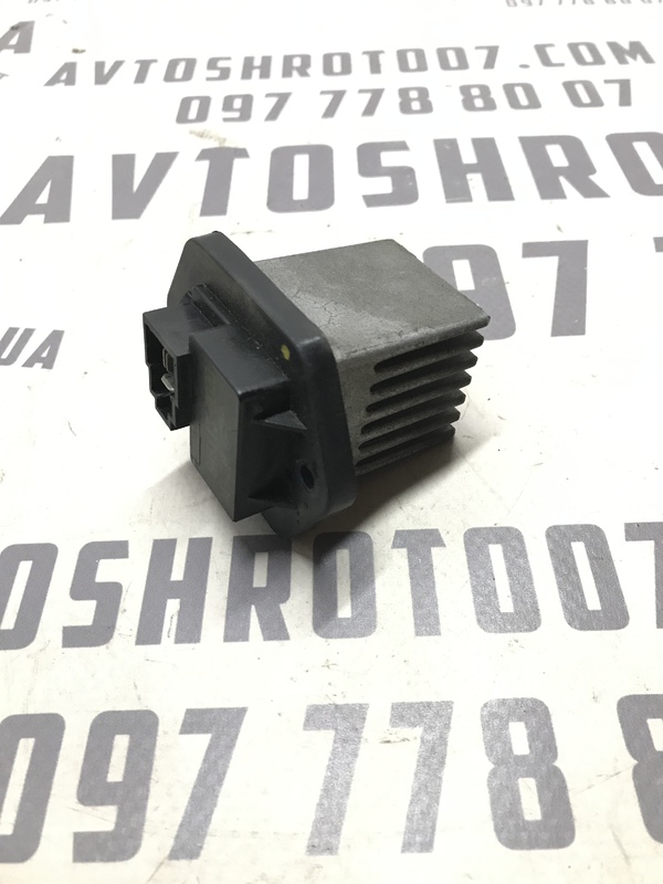 Реостат пічки Kia Cerato 1 (04-09) 2.0 Бензин OEM b461130020
