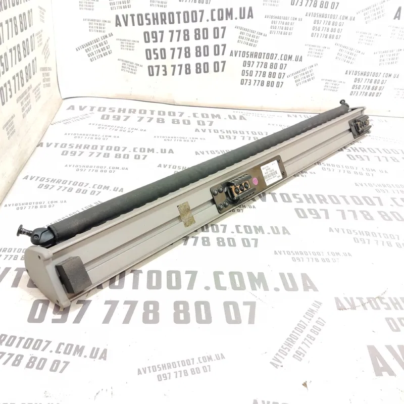 Шторка багажника Volvo V50 (04-12) 2.0D задня OEM 3519100974