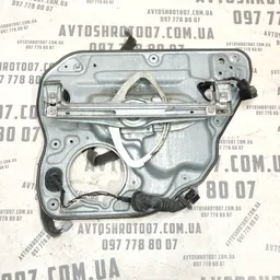 Склопідіймач Volvo V50 (04-12) 2.0D задній лівий OEM 8679082 фото 2