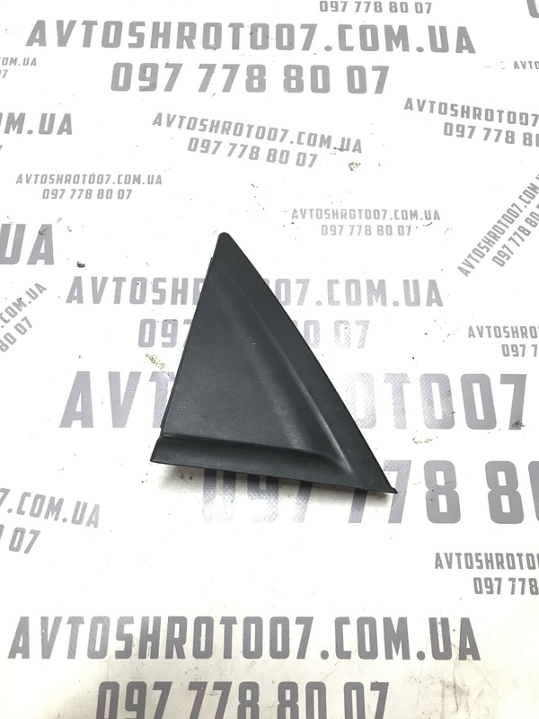 Накладка Kia Cerato 1 (04-09) 2.0 задня ліва OEM 838302f000
