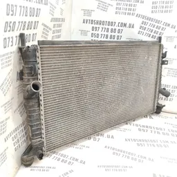 Радіатор Volvo V50 (04-12) 2.0 Diesel перед OEM 3m5h8005ti фото 2