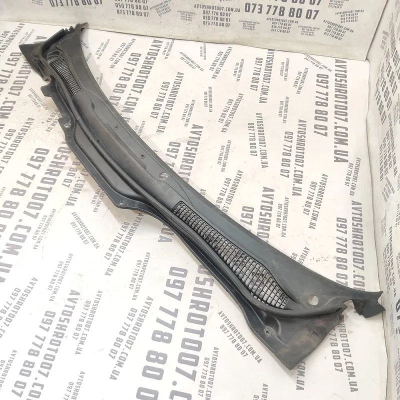 Жабо Volvo V50 (04-12) 2.0 Diesel переднє OEM 30745377