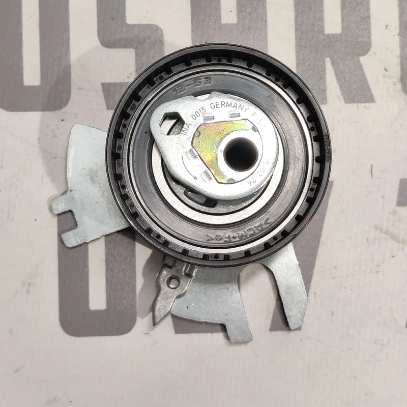 Ролик-натяжник ремня Volvo V50 (04-12) 2.0 Diesel