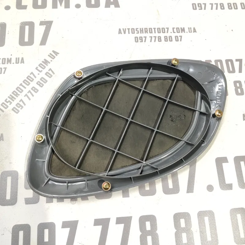 Накладка салону Hyundai Elantra 3 (00-06) 1.6 бенз зад ліва