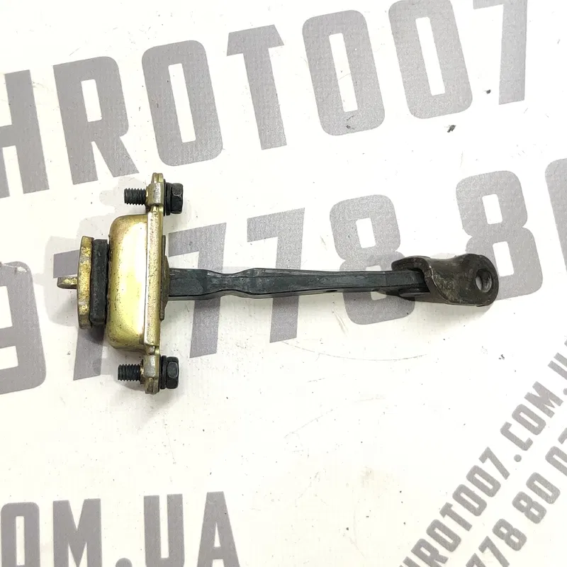 Обмежувач дверей Hyundai Elantra 3 (00-06) 1.6 передня ліва
