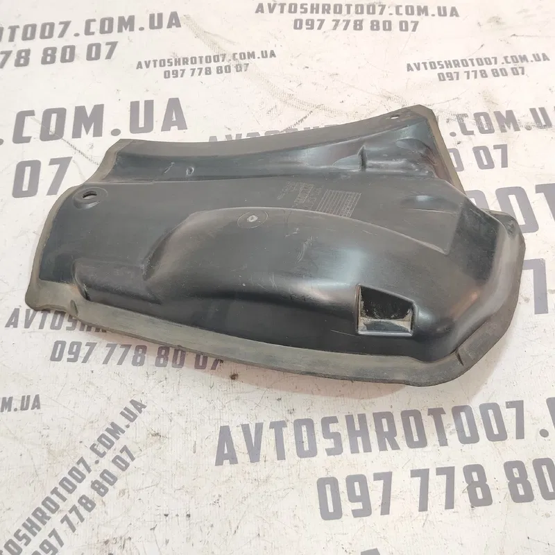 Накладка Volvo V50 (04-12) 2.0 Дизель передня OEM 30672563