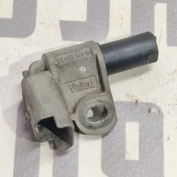 Датчик розпредвалу Volvo V50 (04-12) 2.0 D OEM 9845844080