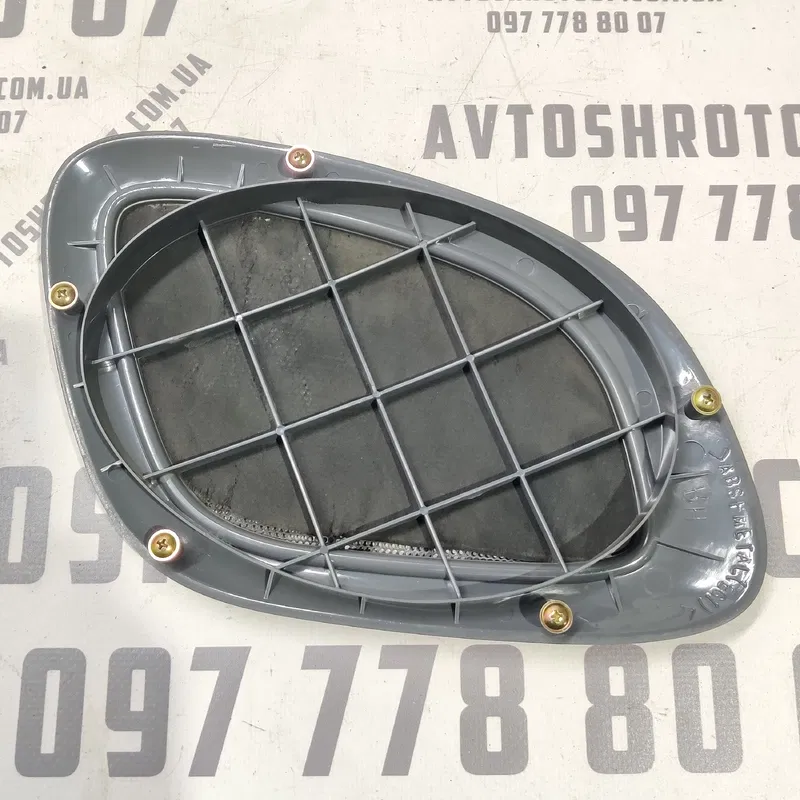 Накладка салону Hyundai Elantra 3 (00-06) 1.6 задня права