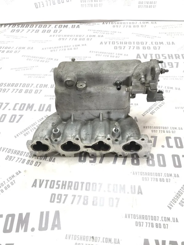 Впускний колектор Kia Cerato 1 (04-08) 2.0 Бензин G4GC