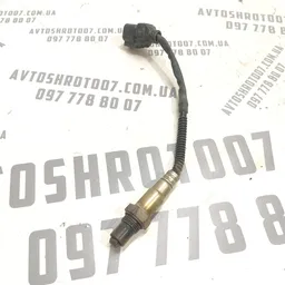 Лямбда зонд Hyundai Elantra 3 00-06 1.6 нижня OEM 3921022620 фото 1