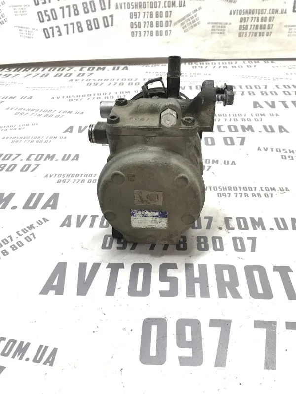 Компресор кондиціонера Kia Cerato 1 03-09 2.0 OEM 1624030200