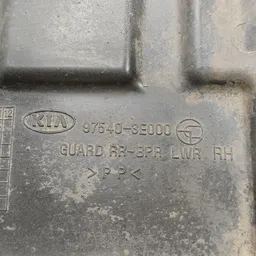 Накладка Kia Sorento 1 02-09 2.5 CRDi зад.пр. OEM 975403e000 фото 4