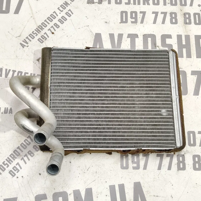 Радіатор пічки Kia Sorento 1 (02-09) 2.5 CRDi Дизель